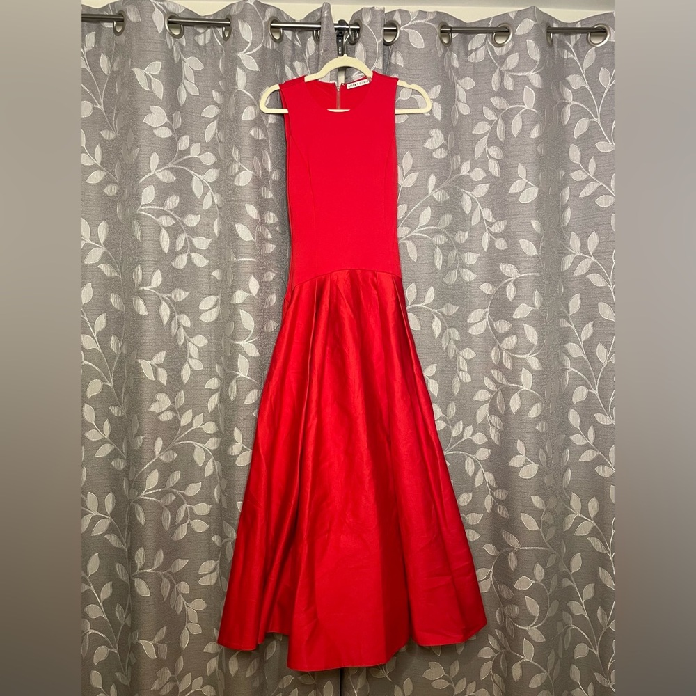 Alice + Olivia Adley Drop Waist Midi Dress Red - Picture 6 of 9
